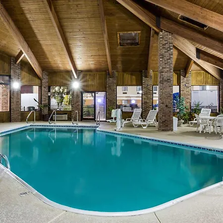 Baymont By Wyndham Louisville South I 65